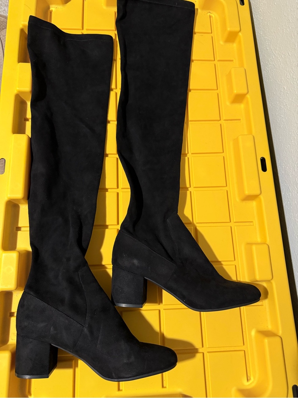 Classic Black Over-the-Knee Block Heel Boots - Women's sz 10